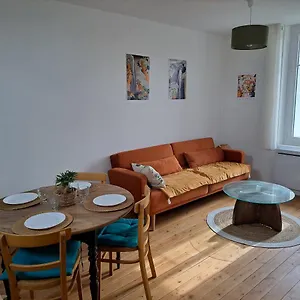 Calme Dans Maisonnette Appartement